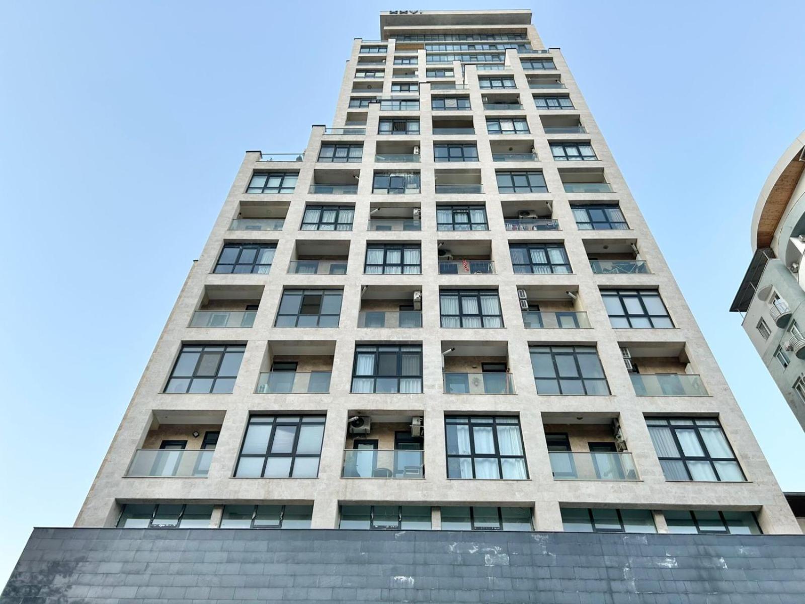 City Center - Next To Holiday Inn -2Br Apartment Tbilisi Buitenkant foto