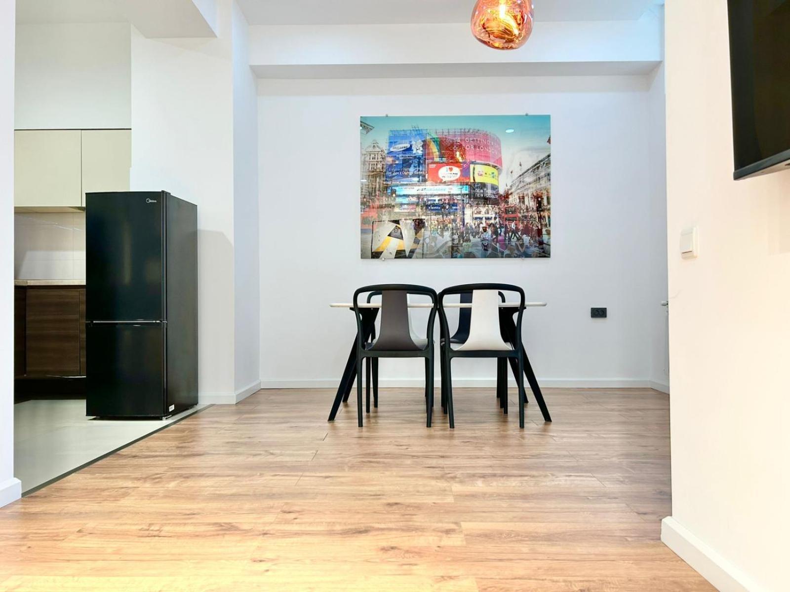 City Center - Next To Holiday Inn -2Br Apartment Tbilisi Buitenkant foto