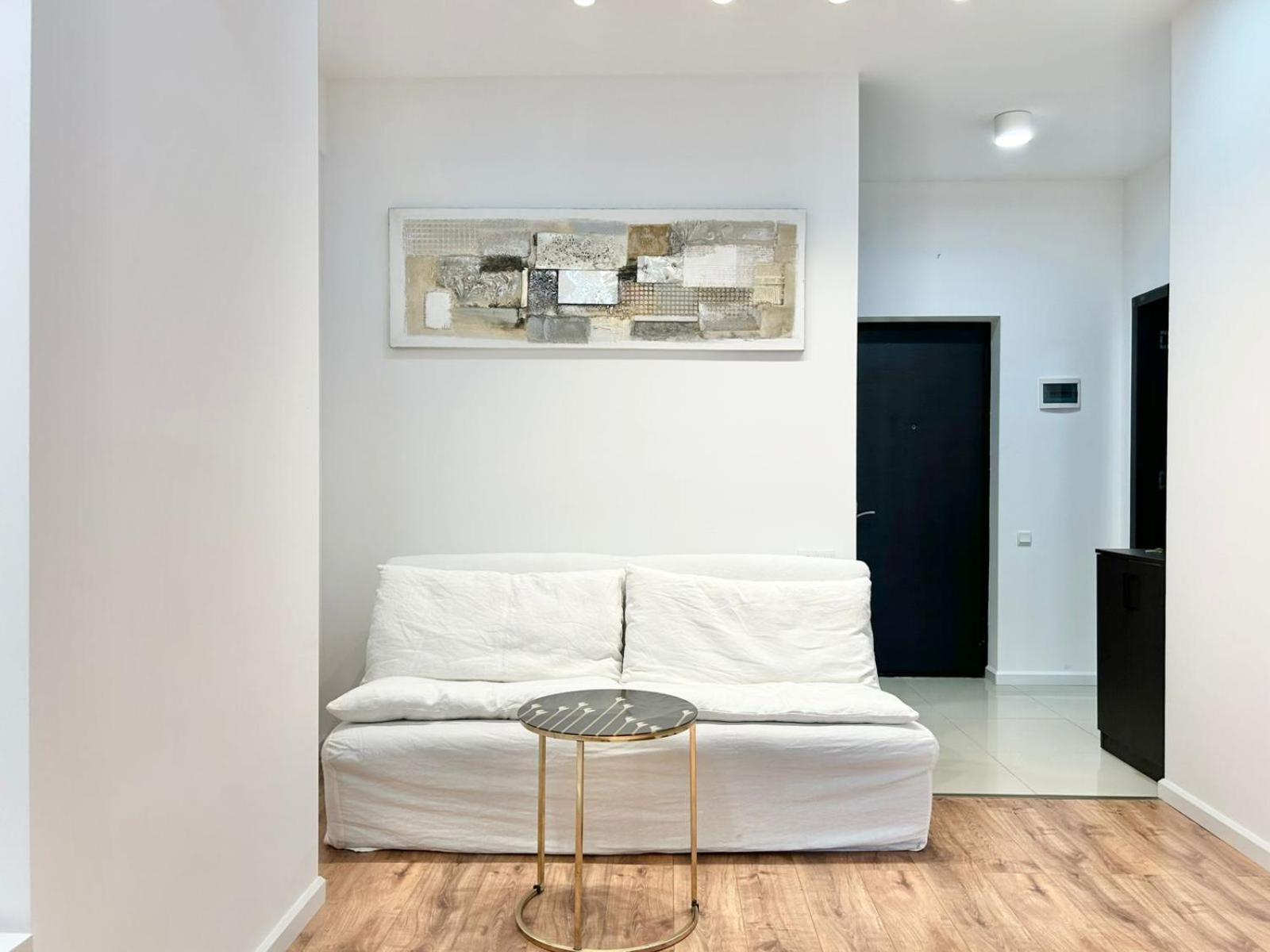 City Center - Next To Holiday Inn -2Br Apartment Tbilisi Buitenkant foto